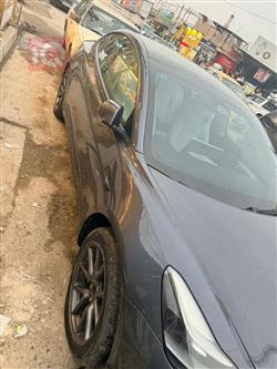 تسلا موديل 3